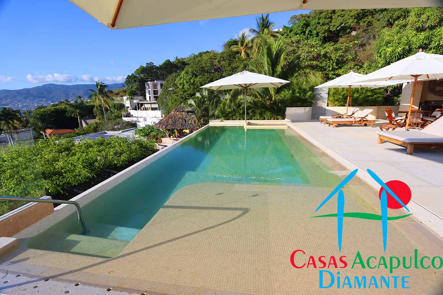 Tres Vistas - Terraza con alberca y palapa 12